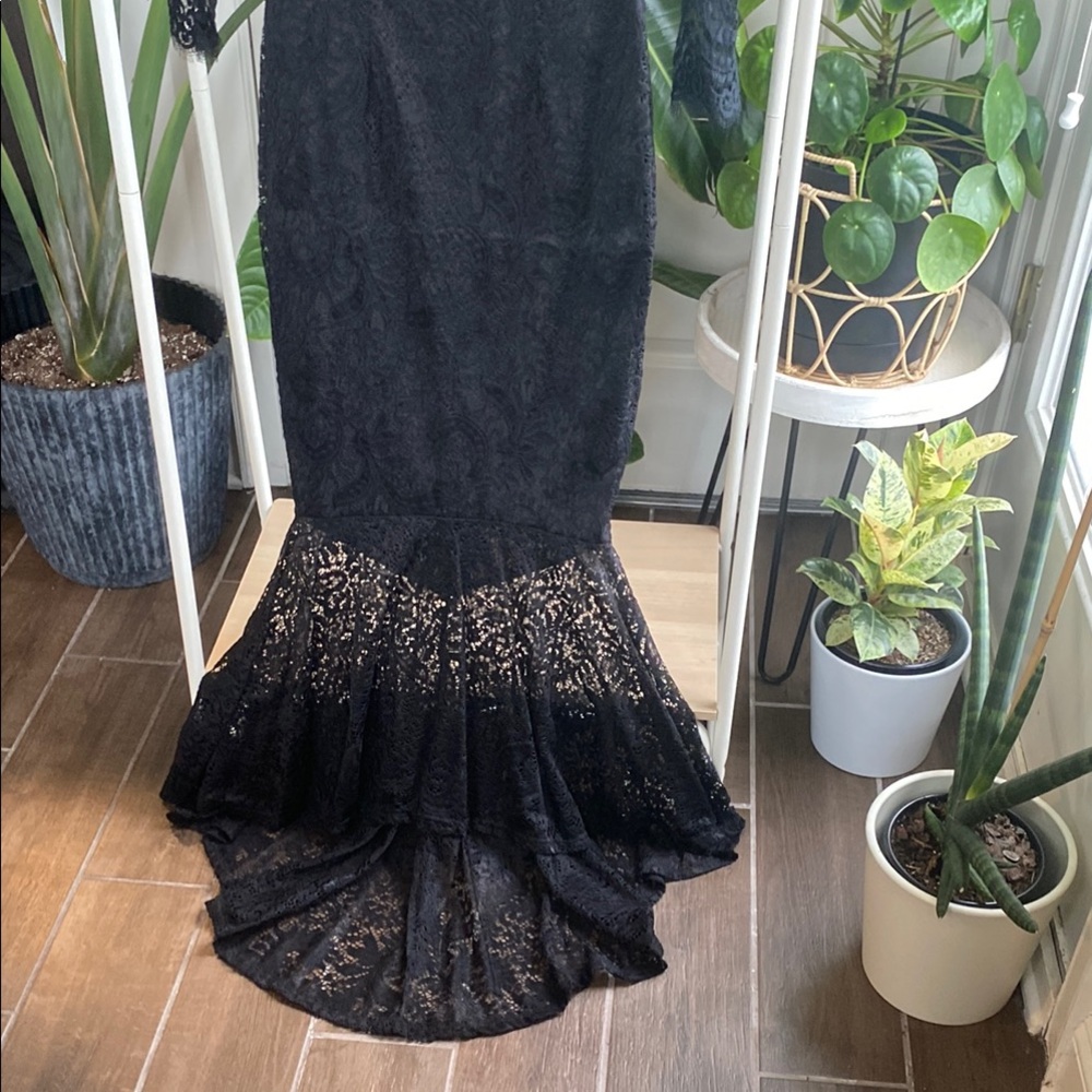 Black Long Sleeve Lace Detail Gown - Picture 5 of 11
